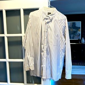 Shirt - XXL Button Down
